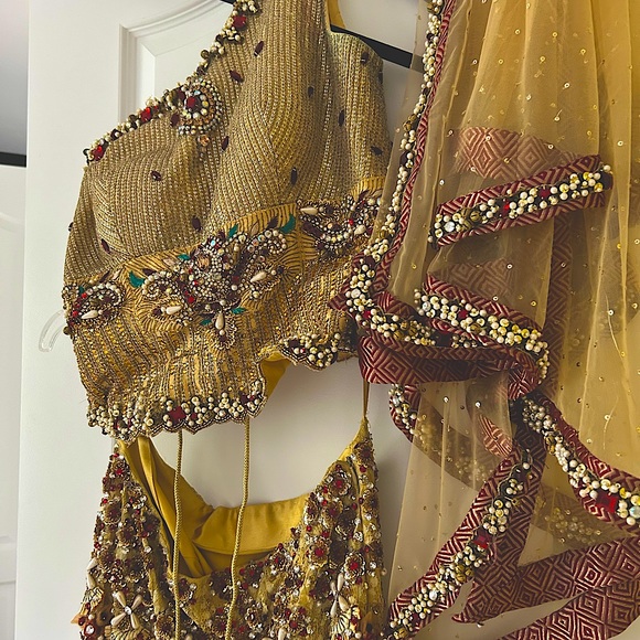 Seasons India Western Style Lengha - Picture 3 of 4